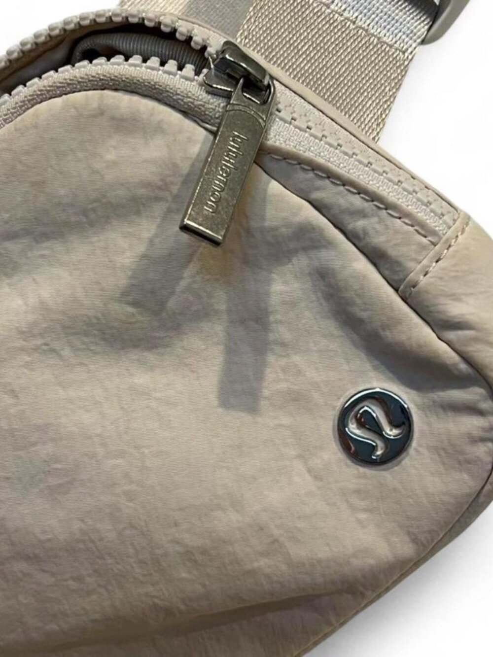 Lululemon White Opal Everywhere Belt Bag 1L Crossbody